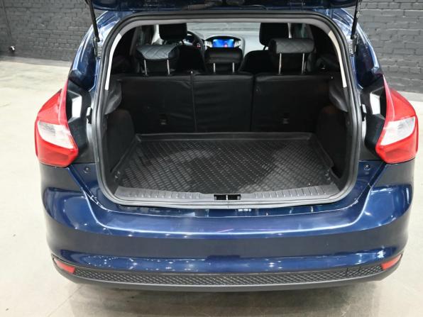 Ford Focus III с пробегом 2012 года, цена 745 000 рублей, 277218 км, хэтчбек, Автокод Объявления