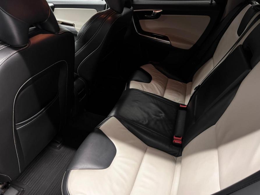 Volvo XC60 I Рестайлинг Санкт-Петербург  - изображение 11