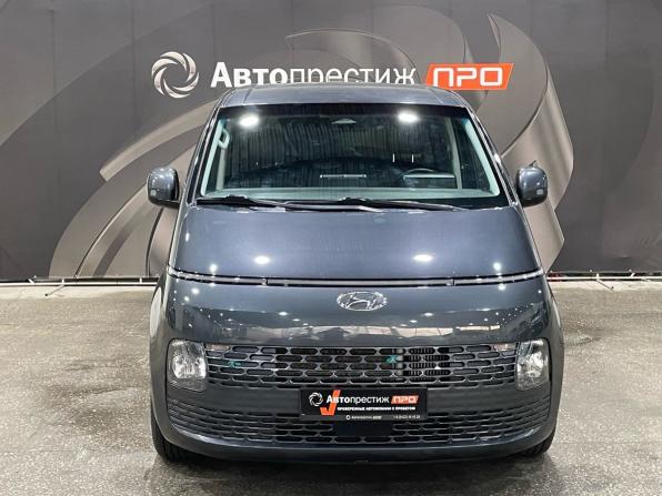 Hyundai Staria I с пробегом 2021 года, цена 4 490 000 рублей, 99650 км, минивэн, Автокод Объявления