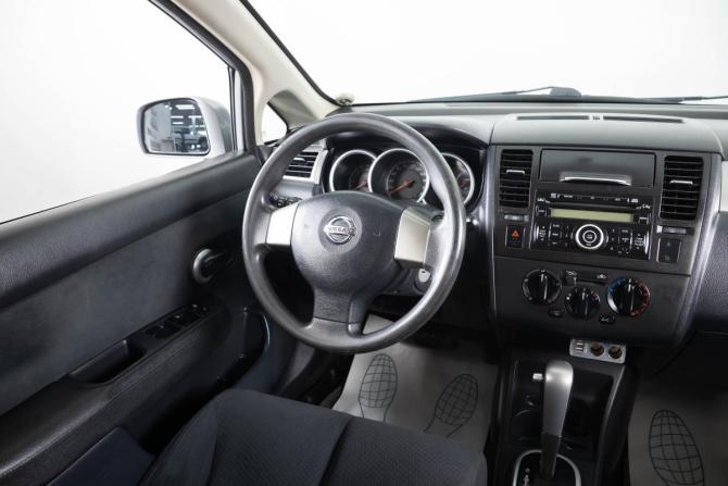 Nissan Tiida I Рестайлинг с пробегом 2012 года, цена 769 000 рублей, 262600 км, хэтчбек, Автокод Объявления