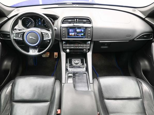 Jaguar F-Pace I с пробегом 2017 года, цена 2 990 000 рублей, 133661 км, внедорожник, Автокод Объявления