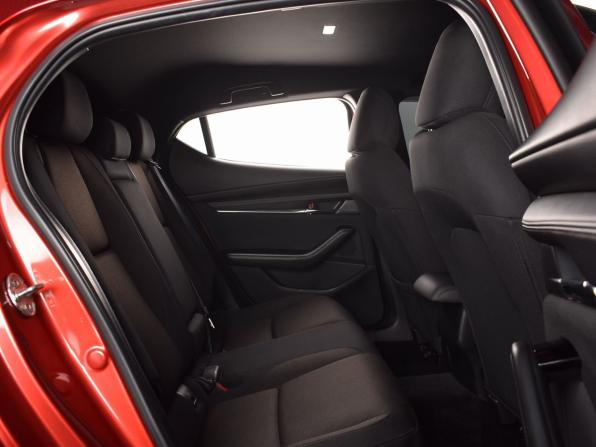 Mazda 3 IV (BP) с пробегом 2020 года, цена 1 869 995 рублей, 60669 км, хэтчбек, Автокод Объявления