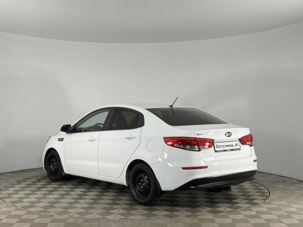 Kia Rio III Рестайлинг с пробегом 2016 года, цена 1 050 000 рублей, 167692 км, седан, Автокод Объявления