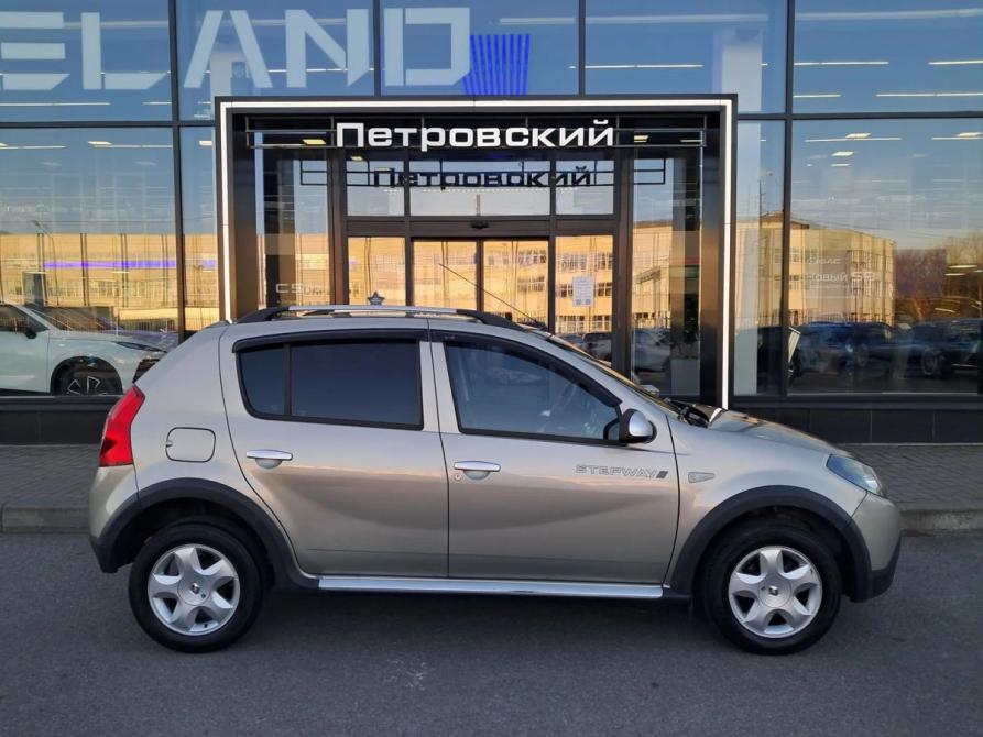 Renault Sandero I Санкт-Петербург  - изображение 5