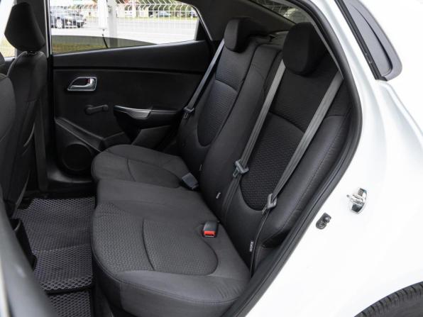 Kia Rio III Рестайлинг с пробегом 2016 года, цена 867 500 рублей, 121439 км, седан, Автокод Объявления