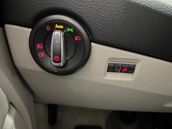 Volkswagen Multivan T6 с пробегом 2015 года, цена 2 860 000 рублей, 175974 км, минивэн, Автокод Объявления