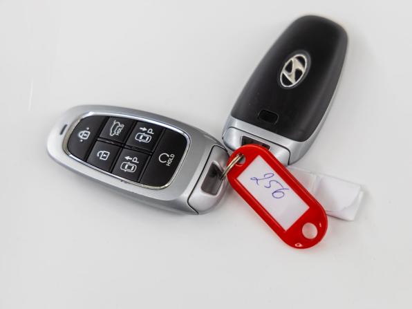 Hyundai Santa Fe IV Рестайлинг с пробегом 2021 года, цена 3 238 000 рублей, 90434 км, внедорожник, Автокод Объявления