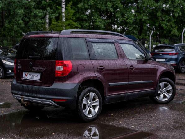 Skoda Yeti I с пробегом 2013 года, цена 724 000 рублей, 245113 км, внедорожник, Автокод Объявления