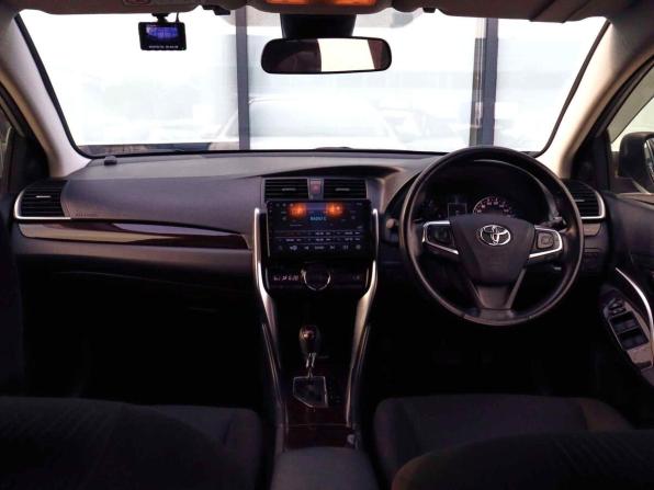 Toyota Allion II Рестайлинг 2 с пробегом 2018 года, цена 1 799 000 рублей, 45021 км, седан, Автокод Объявления
