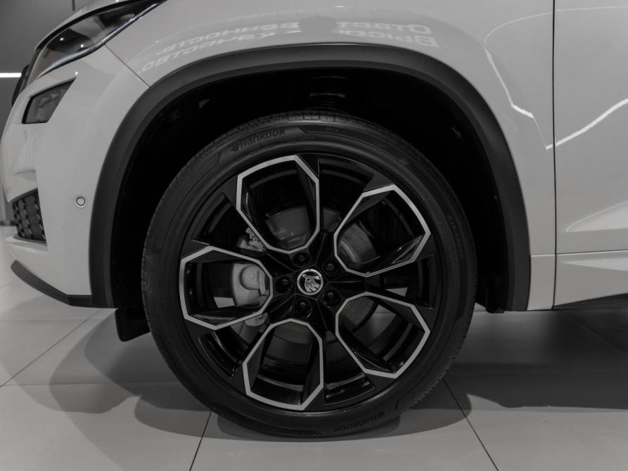 Skoda Kodiaq I Рестайлинг Москва  - изображение 26