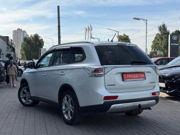 Mitsubishi Outlander III с пробегом 2014 года, цена 1 239 000 рублей, 251000 км, внедорожник, Автокод Объявления