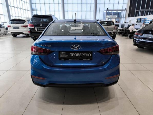 Hyundai Solaris II с пробегом 2017 года, цена 1 095 000 рублей, 211171 км, седан, Автокод Объявления