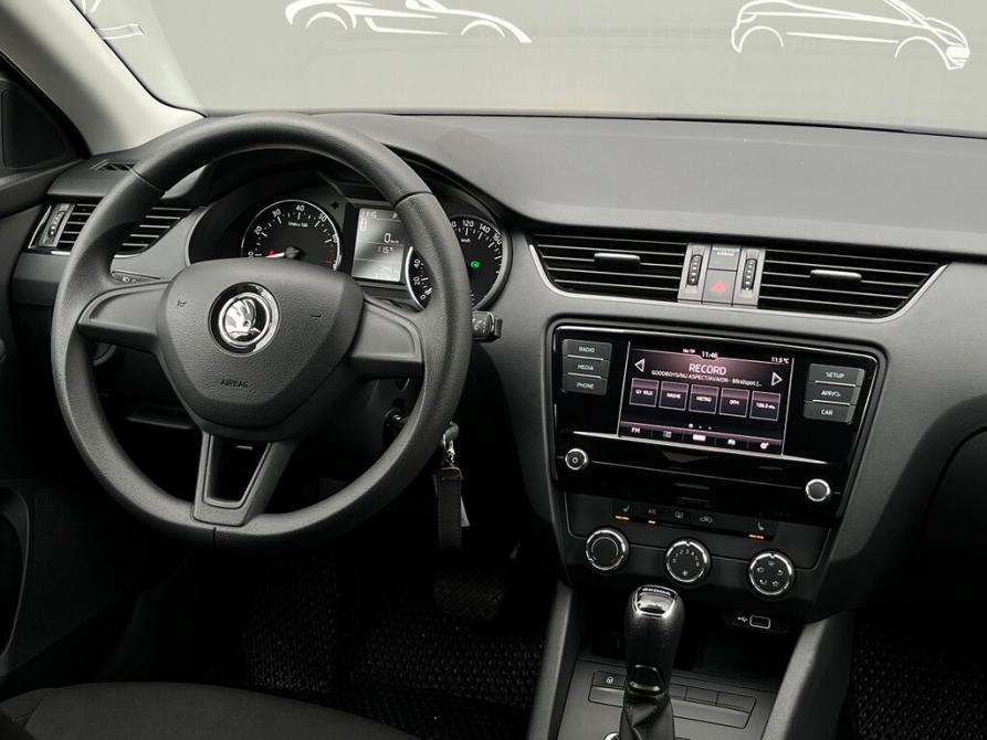 Skoda Octavia III (A7) Рестайлинг Санкт-Петербург  - изображение 13