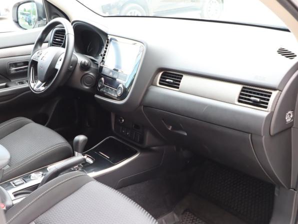 Mitsubishi Outlander III Рестайлинг 2 с пробегом 2018 года, цена 1 850 000 рублей, 137099 км, внедорожник, Автокод Объявления