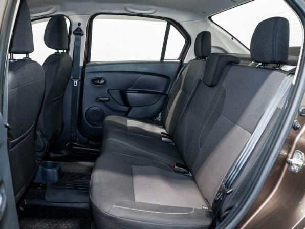 Renault Logan II Рестайлинг с пробегом 2019 года, цена 885 000 рублей, 80470 км, седан, Автокод Объявления