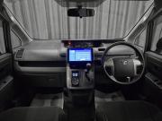 Toyota Voxy II (R70) Красноярск  - изображение 30