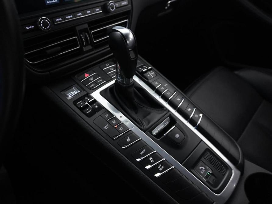 Porsche Macan I Рестайлинг Москва  - изображение 15