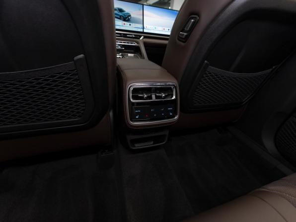 Geely Monjaro I Рестайлинг 2 с пробегом 2026 года, цена 4 200 000 рублей, 70 км, внедорожник, Автокод Объявления