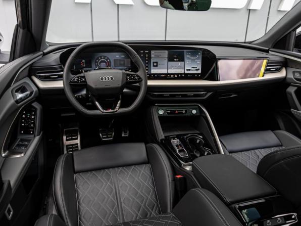 Audi Q5 III с пробегом 2026 года, цена 6 099 000 рублей, 56 км, внедорожник, Автокод Объявления
