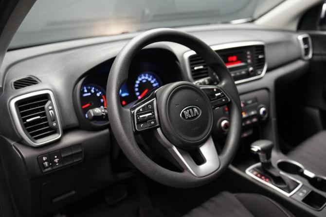 Kia Sportage IV Рестайлинг с пробегом 2019 года, цена 2 545 000 рублей, 83000 км, внедорожник, Автокод Объявления
