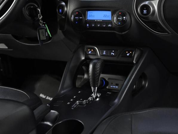 Hyundai ix35 I Рестайлинг с пробегом 2013 года, цена 1 049 000 рублей, 132000 км, внедорожник, Автокод Объявления