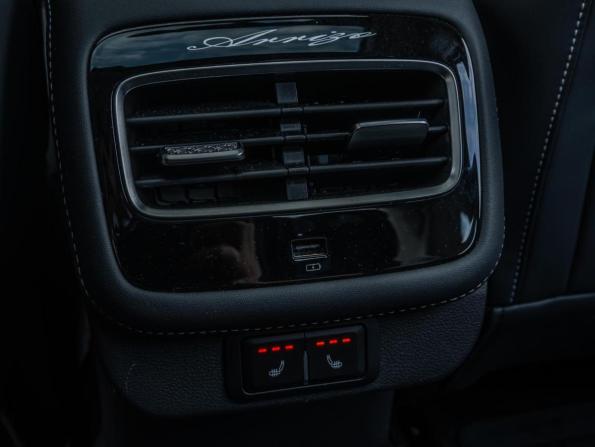 Chery Arrizo 8 с пробегом 2023 года, цена 2 226 000 рублей, 12880 км, седан, Автокод Объявления