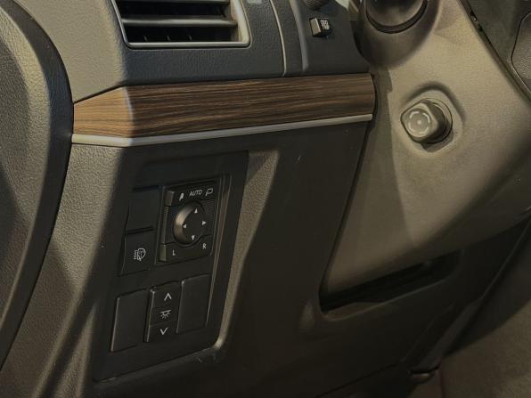 Toyota Land Cruiser Prado 150 Series Рестайлинг 3 с пробегом 2021 года, цена 9 400 000 рублей, 126332 км, внедорожник, Автокод Объявления