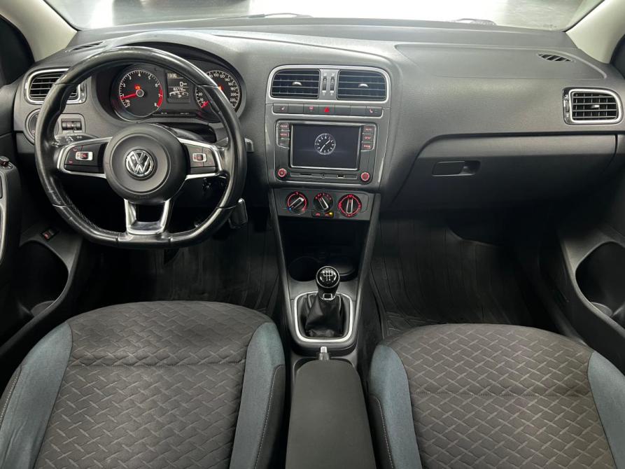 Volkswagen Polo V Рестайлинг Казань  - изображение 15