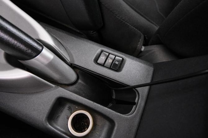 Toyota Auris I Рестайлинг с пробегом 2011 года, цена 1 079 000 рублей, 179000 км, хэтчбек, Автокод Объявления