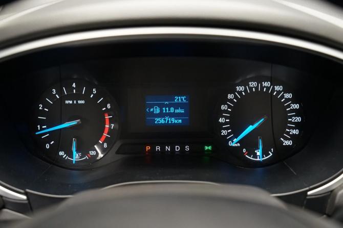 Ford Mondeo V с пробегом 2017 года, цена 1 465 000 рублей, 256000 км, седан, Автокод Объявления