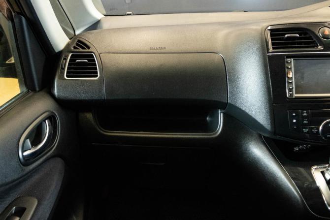 Nissan Serena IV (C26) с пробегом 2011 года, цена 1 418 000 рублей, 109669 км, минивэн, Автокод Объявления