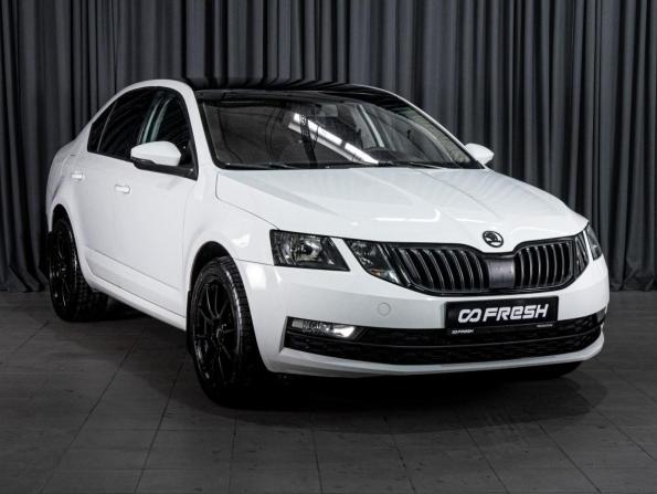 Skoda Octavia III (A7) Рестайлинг с пробегом 2018 года, цена 1 700 000 рублей, 87194 км, лифтбек, Автокод Объявления