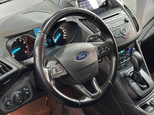 Ford Kuga II Рестайлинг с пробегом 2017 года, цена 1 520 000 рублей, 137427 км, внедорожник, Автокод Объявления