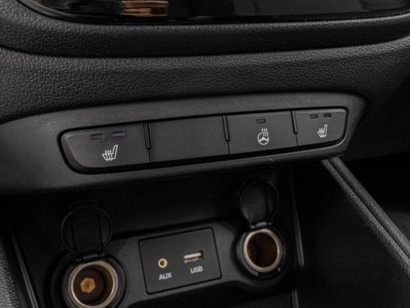 Hyundai Solaris II с пробегом 2018 года, цена 1 429 009 рублей, 87672 км, седан, Автокод Объявления