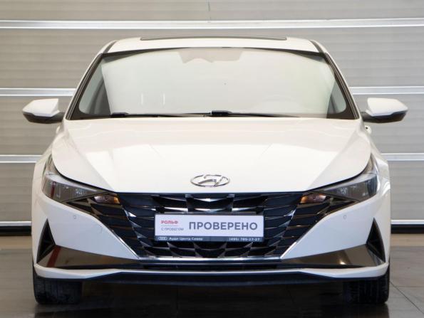 Hyundai Elantra VII (CN7) с пробегом 2022 года, цена 2 190 000 рублей, 55838 км, седан, Автокод Объявления