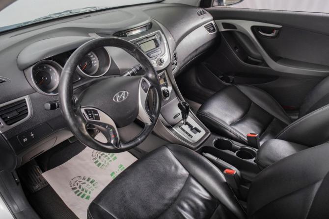 Hyundai Avante V с пробегом 2011 года, цена 999 000 рублей, 188000 км, седан, Автокод Объявления