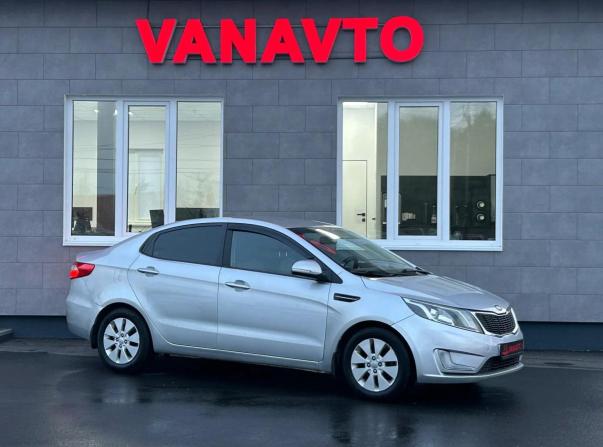 Kia Rio III с пробегом 2013 года, цена 680 000 рублей, 304341 км, седан, Автокод Объявления