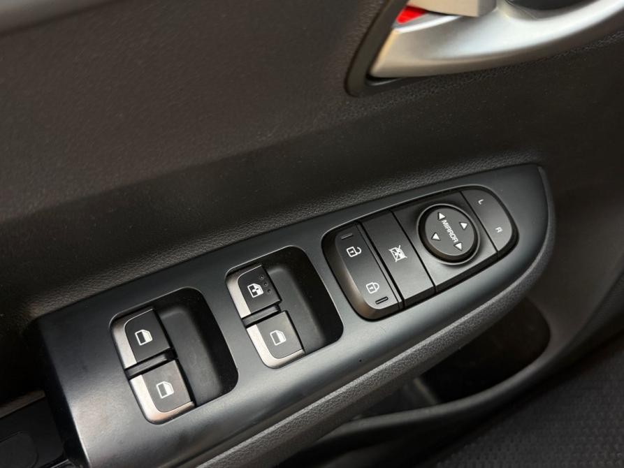 Kia Rio IV Волгоград  - изображение 22