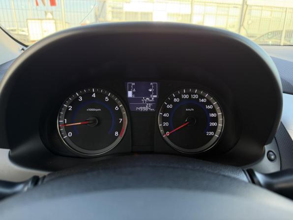 Hyundai Solaris I Рестайлинг с пробегом 2016 года, цена 940 000 рублей, 149879 км, седан, Автокод Объявления