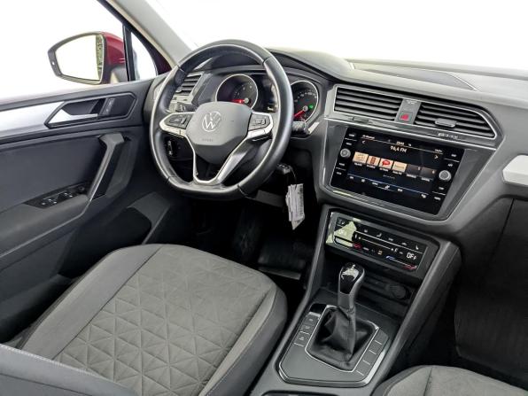 Volkswagen Tiguan II Рестайлинг с пробегом 2021 года, цена 2 075 000 рублей, 146811 км, внедорожник, Автокод Объявления