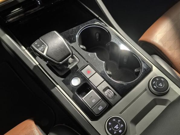 Volkswagen Touareg III с пробегом 2019 года, цена 4 799 700 рублей, 76950 км, внедорожник, Автокод Объявления