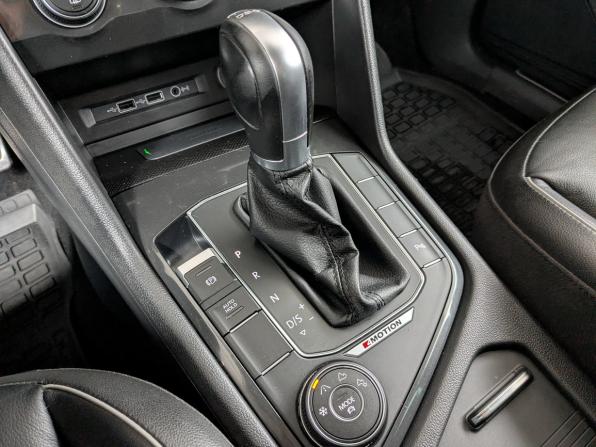 Volkswagen Tiguan II с пробегом 2018 года, цена 2 355 000 рублей, 102720 км, внедорожник, Автокод Объявления