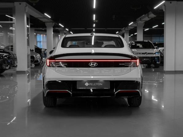 Hyundai Sonata VIII (DN8) Рестайлинг с пробегом 2026 года, цена 4 700 000 рублей, 12 км, седан, Автокод Объявления