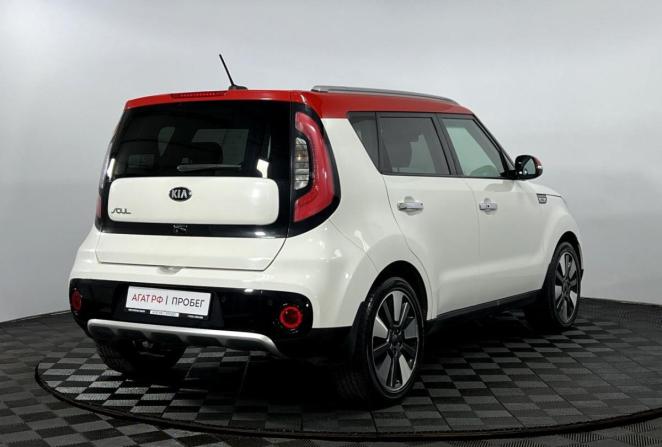 Kia Soul II Рестайлинг с пробегом 2018 года, цена 1 570 000 рублей, 120550 км, хэтчбек, Автокод Объявления