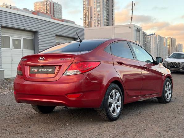 Hyundai Solaris I с пробегом 2013 года, цена 595 000 рублей, 186000 км, седан, Автокод Объявления