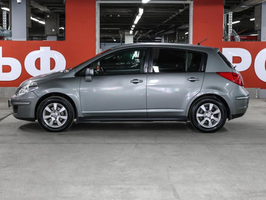 Nissan Tiida I Москва  - изображение 9