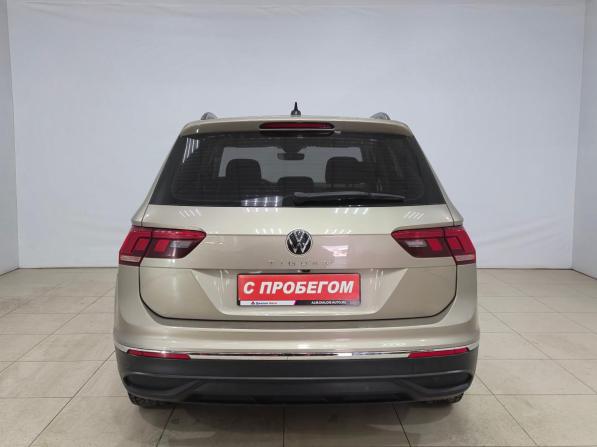Volkswagen Tiguan II Рестайлинг с пробегом 2021 года, цена 2 795 000 рублей, 46763 км, внедорожник, Автокод Объявления