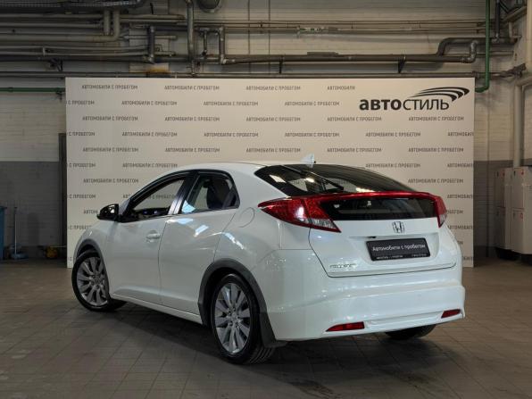 Honda Civic IX с пробегом 2013 года, цена 999 000 рублей, 230000 км, хэтчбек, Автокод Объявления