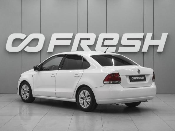 Volkswagen Polo V с пробегом 2014 года, цена 820 000 рублей, 210308 км, седан, Автокод Объявления