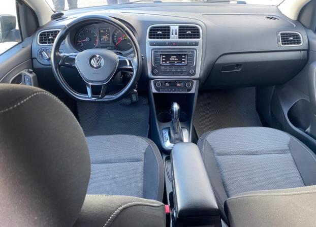 Volkswagen Polo V Рестайлинг с пробегом 2016 года, цена 950 000 рублей, 159877 км, седан, Автокод Объявления